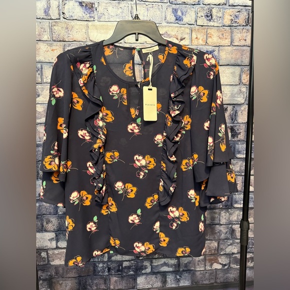 Pleione Tops - NWT Anthropologie Pleione Floral Top - Size Medium
